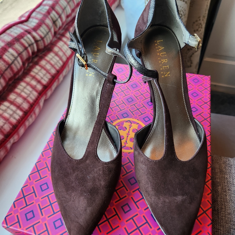 Ralph Lauren, Brand New brown suede shoes with metallic trim Size 7 M.